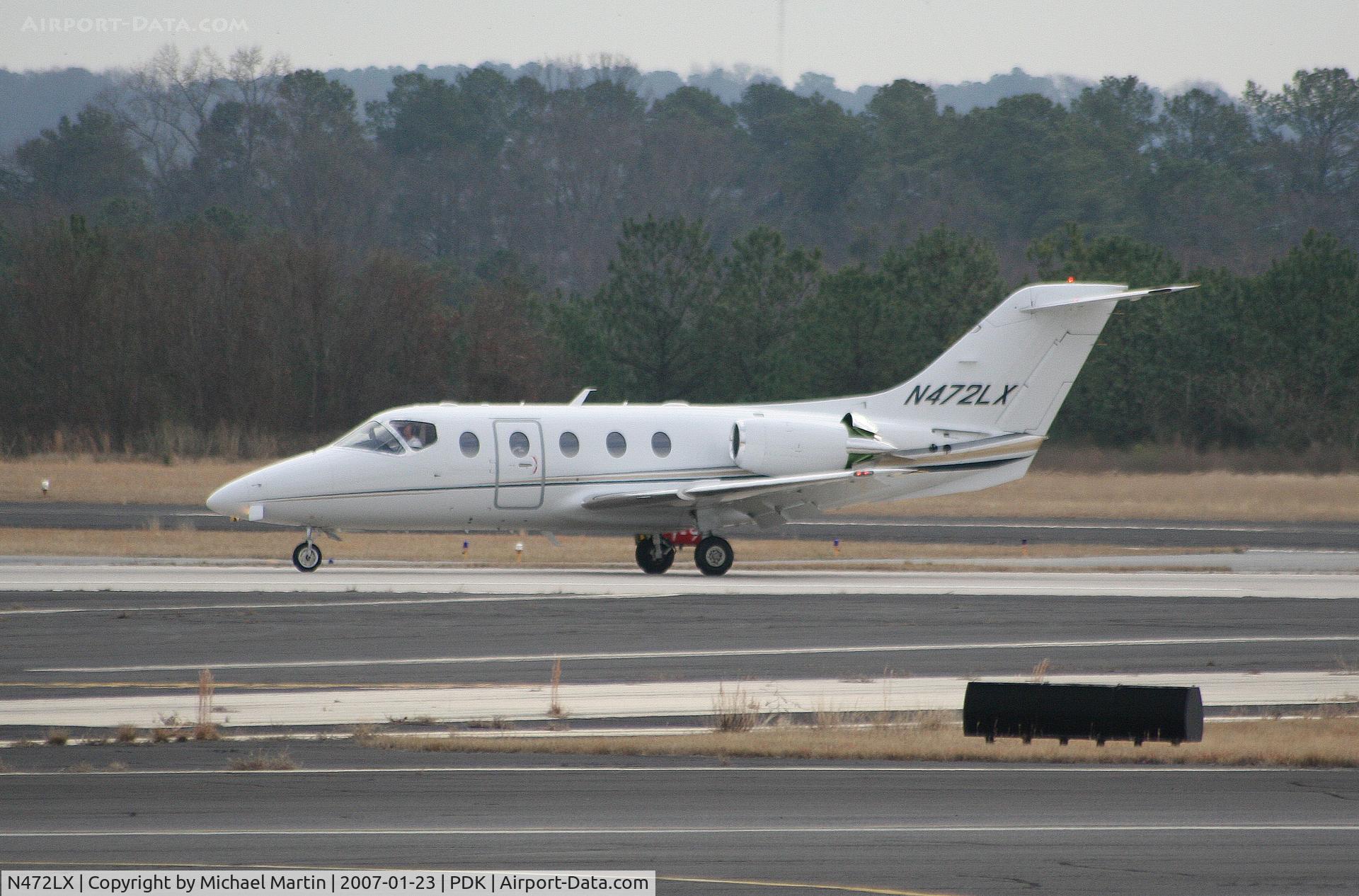 N472LX, Raytheon Aircraft Company 400A C/N RK-481, Landing Runway 2R