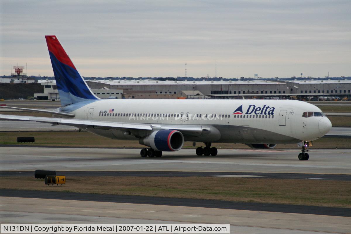 N131DN, 1990 Boeing 767-332 C/N 24852, Delta 767-300