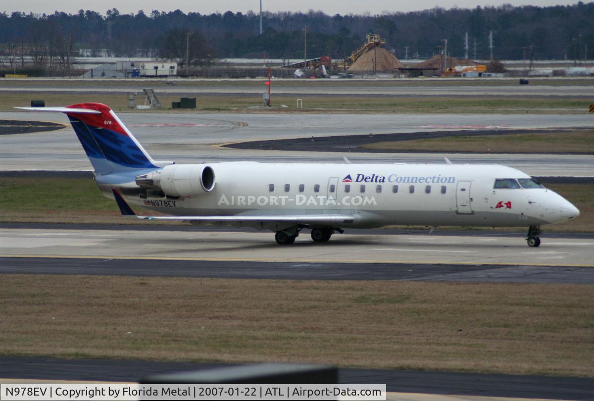 N978EV, 2002 Bombardier CRJ-200ER (CL-600-2B19) C/N 7723, ASA