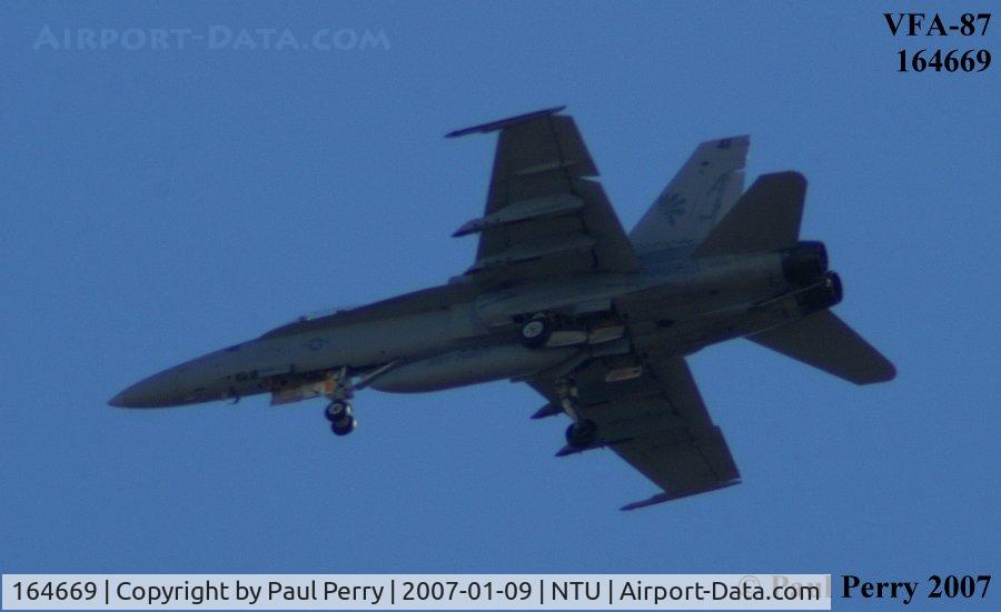 164669, 1992 McDonnell Douglas F/A-18C Hornet C/N 1099/C288, Unsure whether VFA-87 has transitioned to the older A models yet, but its coming