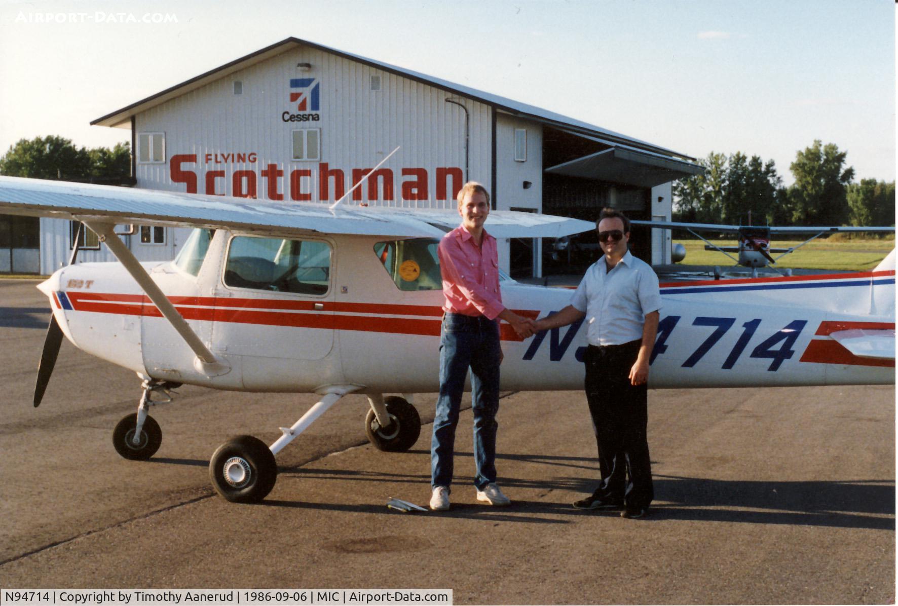 N94714, 1983 Cessna 152 C/N 15285771, Just after my first solo (me left, instructor right)