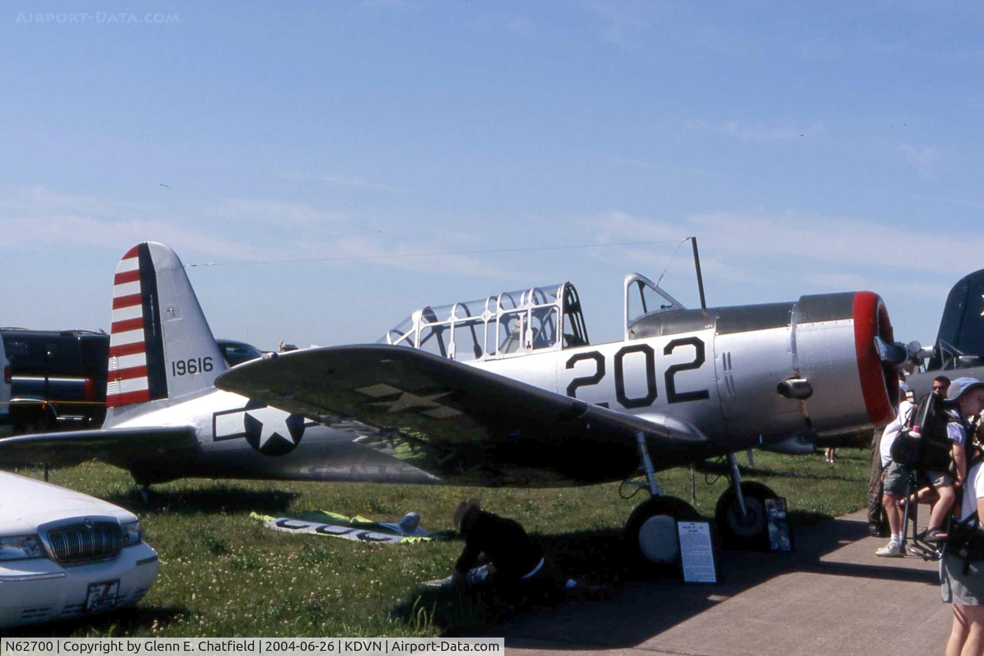 N62700, 1941 Convair BT-13A Valiant C/N 1850, At the Quad Cities Air Show