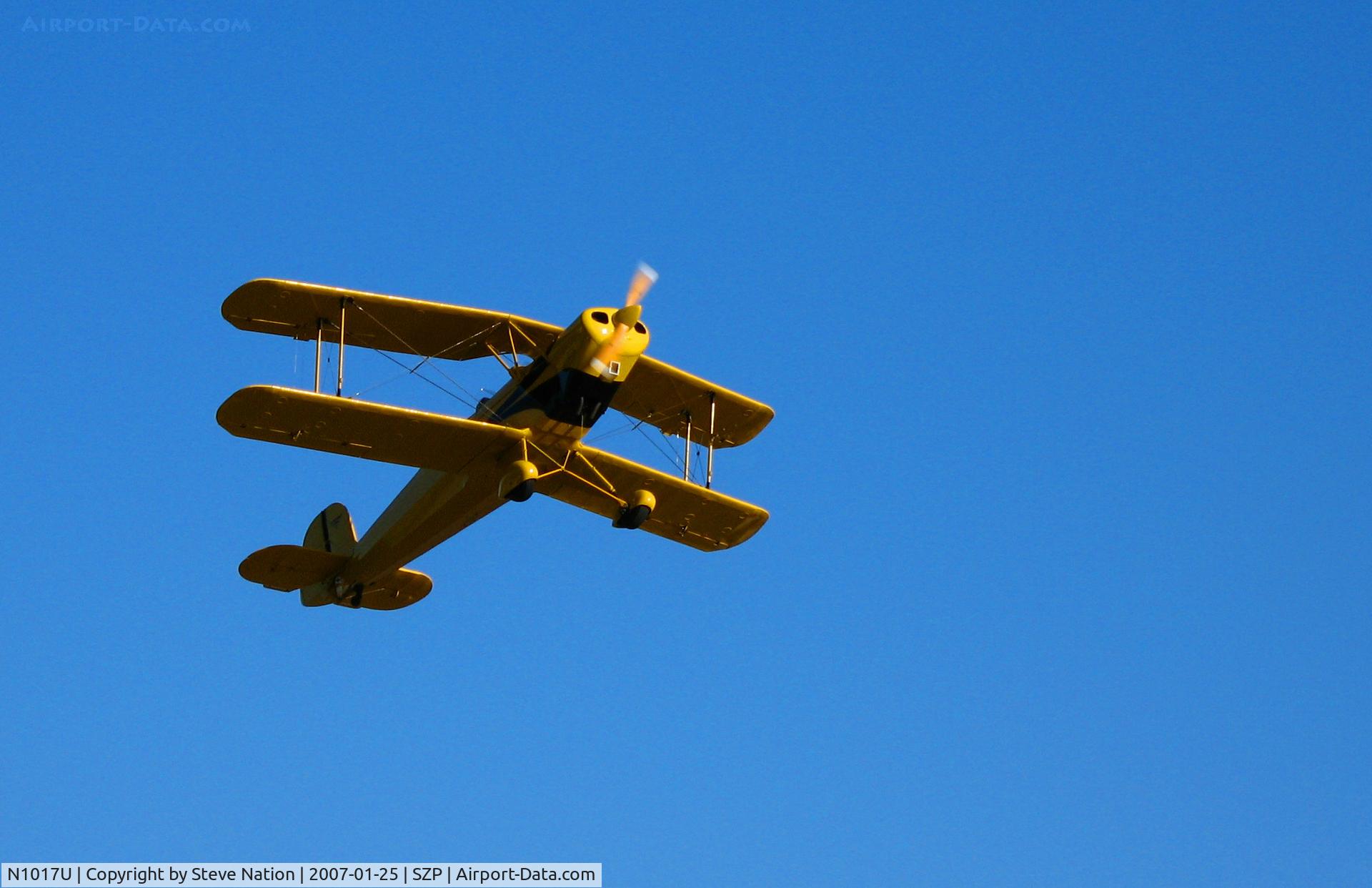 N1017U, 1939 CASA 1-131 Jungmann C/N E3B-435, 1952 CASA 1.131 climbing out @ Santa Paula Airport, CA