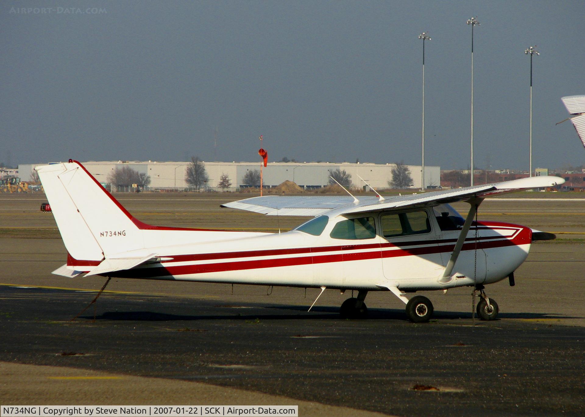 N734NG, 1977 Cessna 172N C/N 17268979, 1977 Cessna 172N visiting from Reid-Hillview Airport in San Jose @ Stockton Municipal Airport, CA