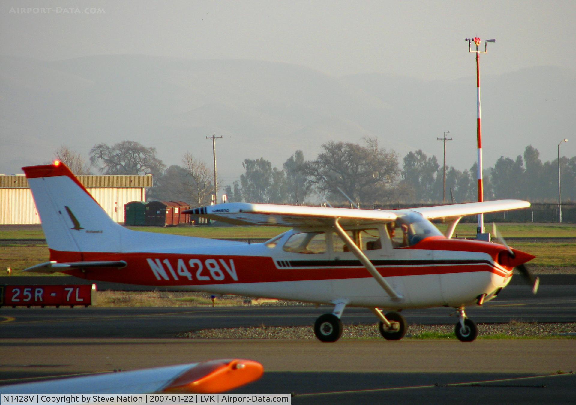 N1428V, 1975 Cessna 172M C/N 17264687, 1975 Cessna 172M visting from Lodi, CA @ Livermore Municipal Airport, C