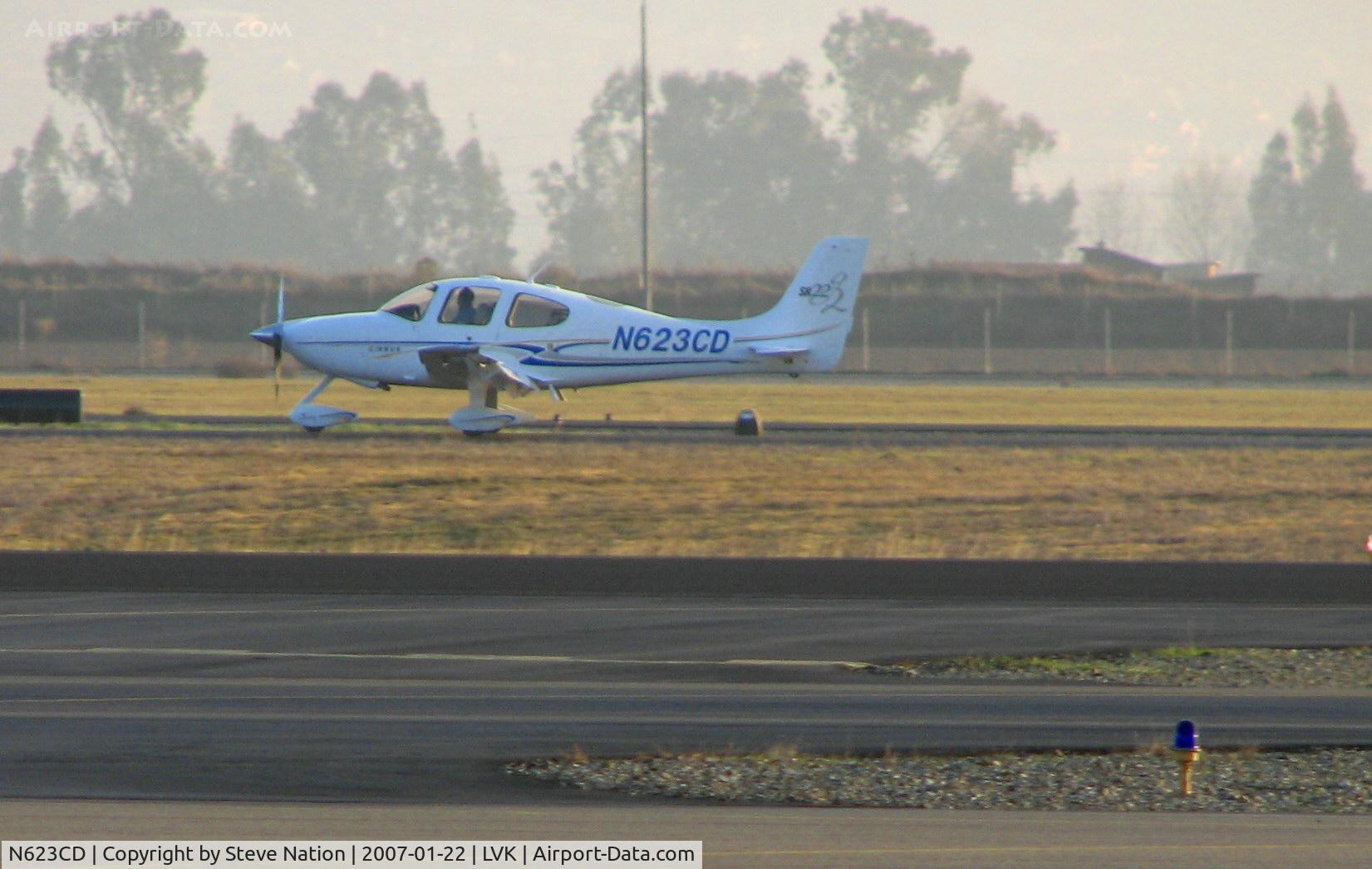 N623CD, 2005 Cirrus SR22 G2 C/N 1259, Helsing Group 2005 Cirrus Design SR22 landing @ Livermore Municipal Airport, CA