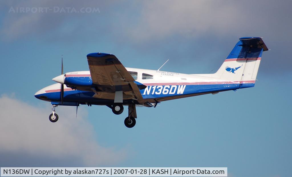 N136DW, 2003 Piper PA-44-180 Seminole C/N 4496168, DWC Seminole on final for 32