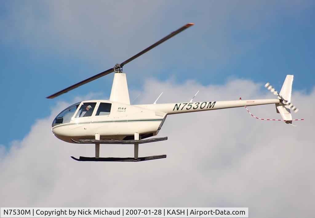 N7530M, 2003 Robinson R44 II C/N 10092, R44 flying down 32