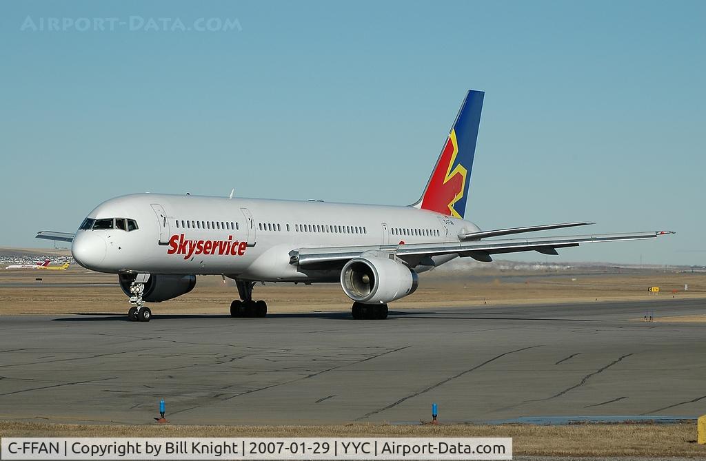 C-FFAN, 1997 Boeing 757-21K C/N 28674, Heading south to warmer climes.