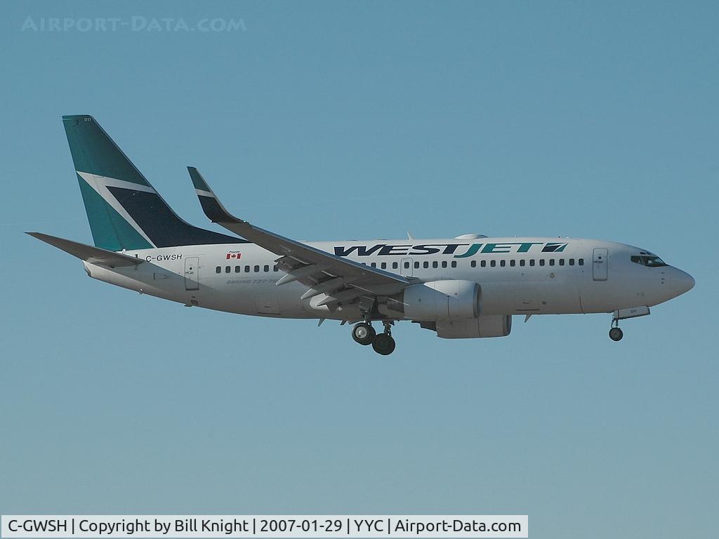 C-GWSH, 2002 Boeing 737-76N C/N 29886, Final 34
