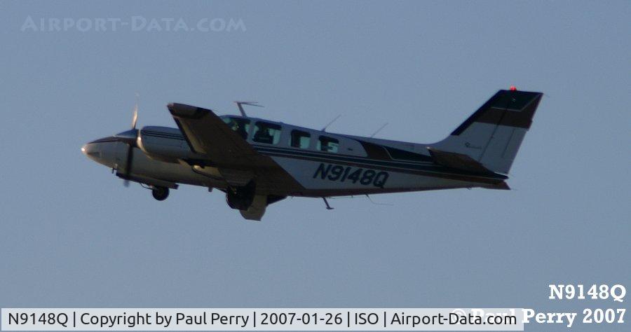 N9148Q, 1971 Beech 58 Baron C/N TH-124, Getting her cleaned up as she gains speed