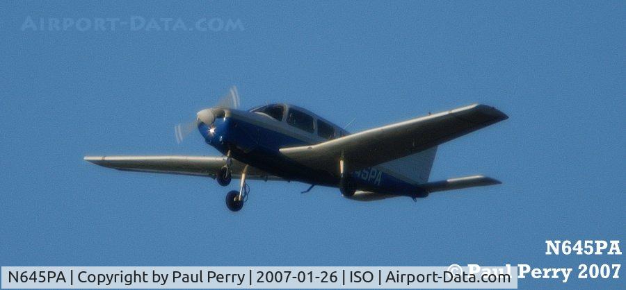 N645PA, 1976 Piper PA-28-151 Cherokee C/N 28-7615399, Practicing in the pattern