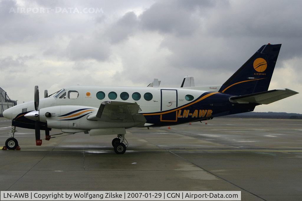 LN-AWB, 1975 Beech 100 King Air C/N B-217, visitor