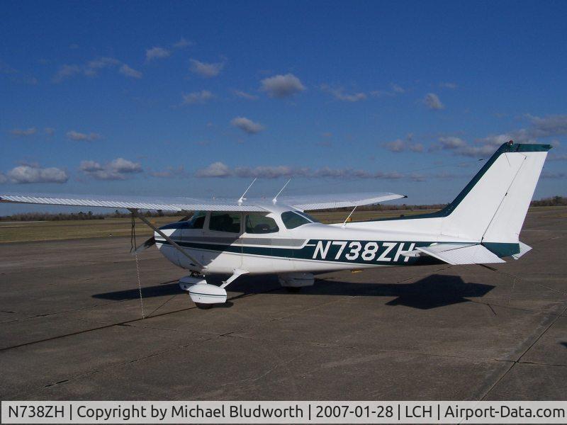 N738ZH, 1978 Cessna 172N C/N 17270362, Resting after arriving.