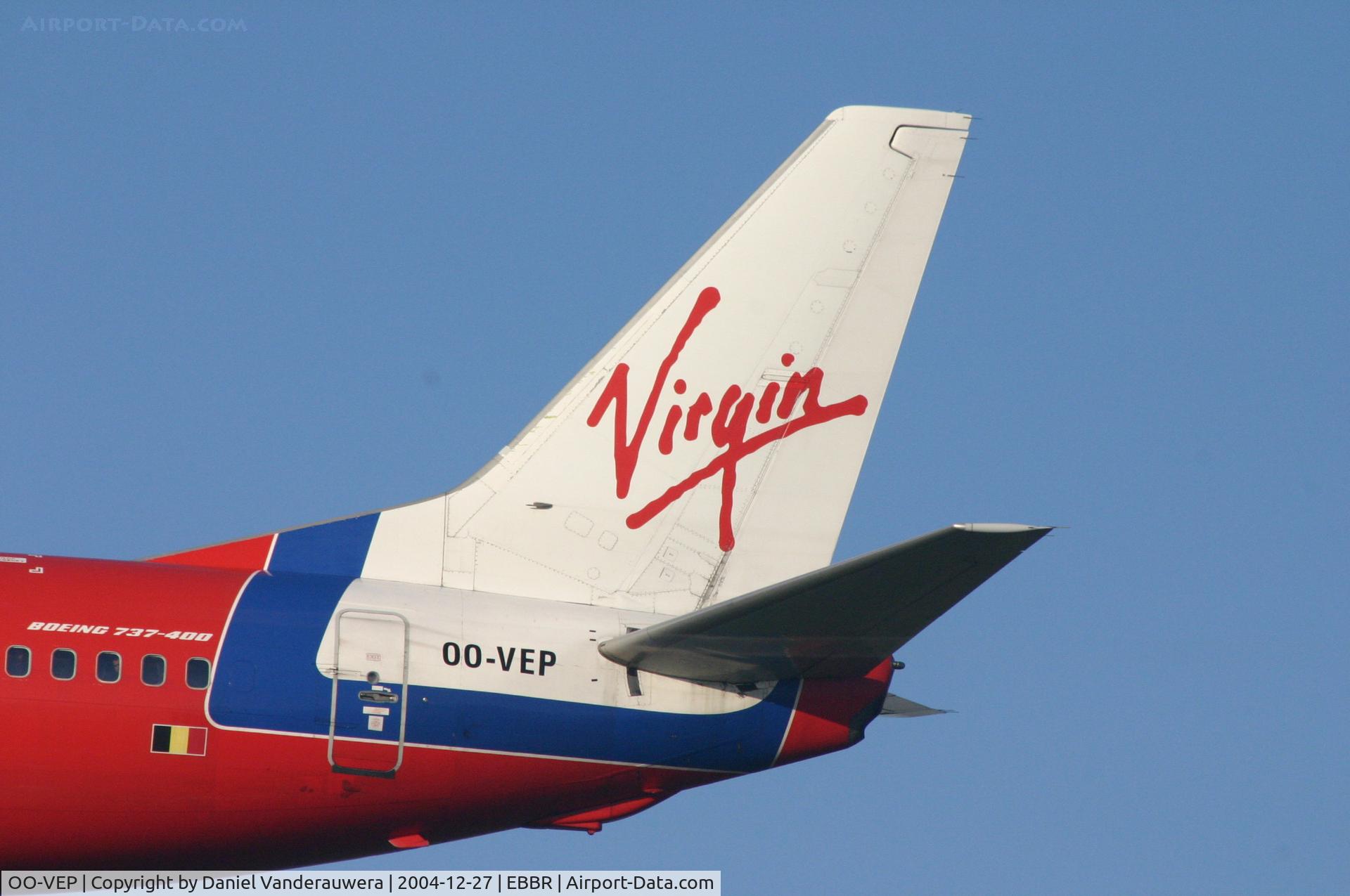 OO-VEP, 1996 Boeing 737-43Q C/N 28489, descending to rwy 25L