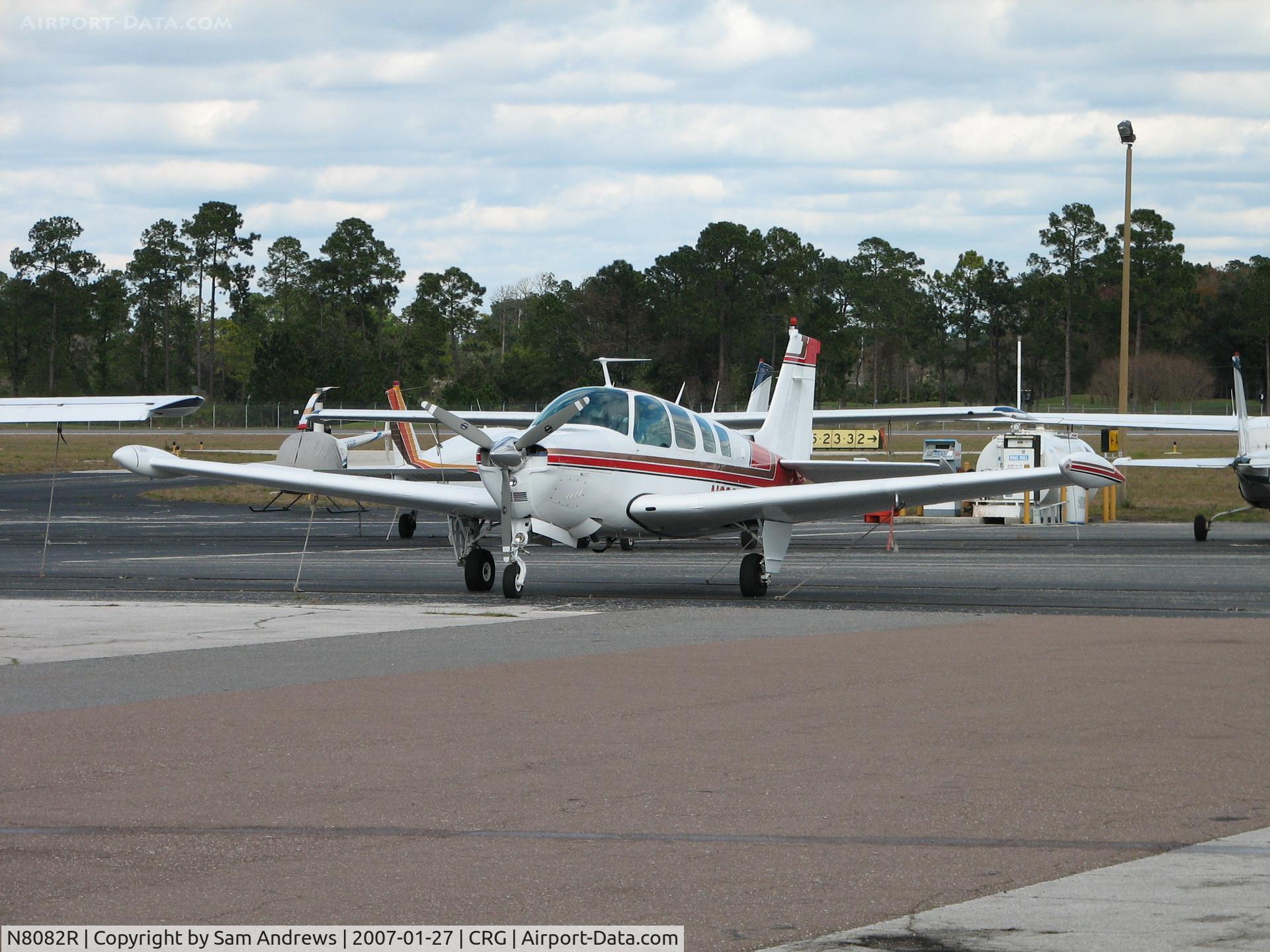 N8082R, 1969 Beech 36 Bonanza C/N E-152, Nice