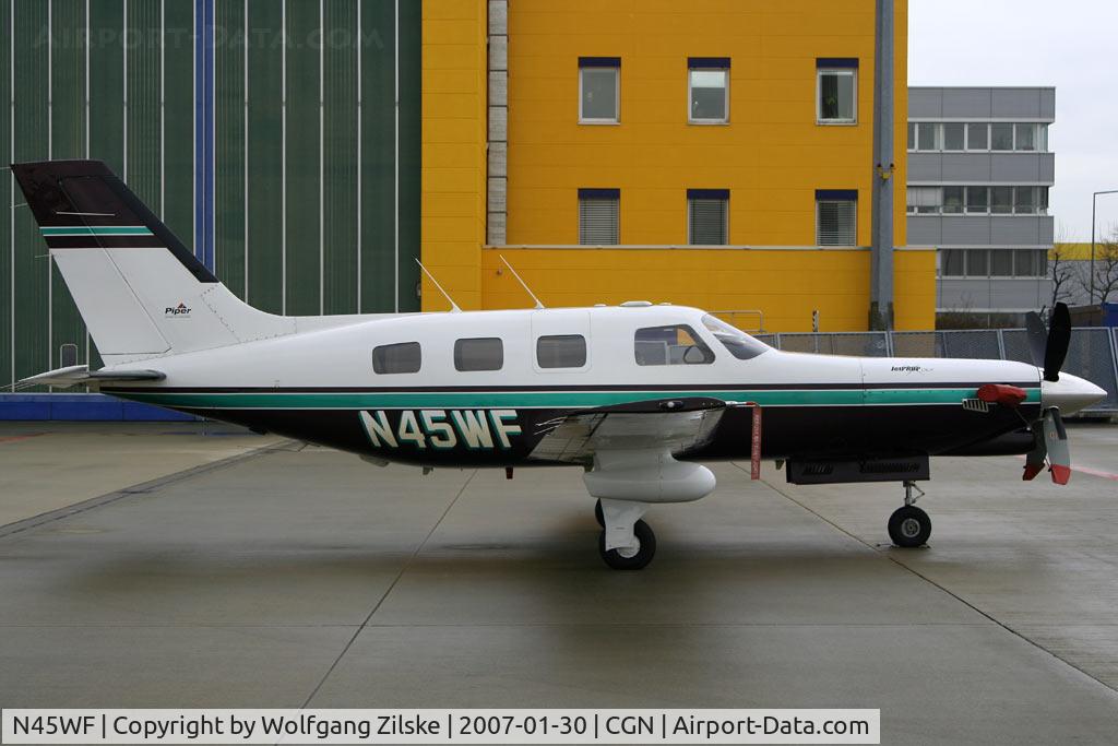 N45WF, 1999 Piper PA-46-350P Malibu Mirage C/N 4636214, visitor
