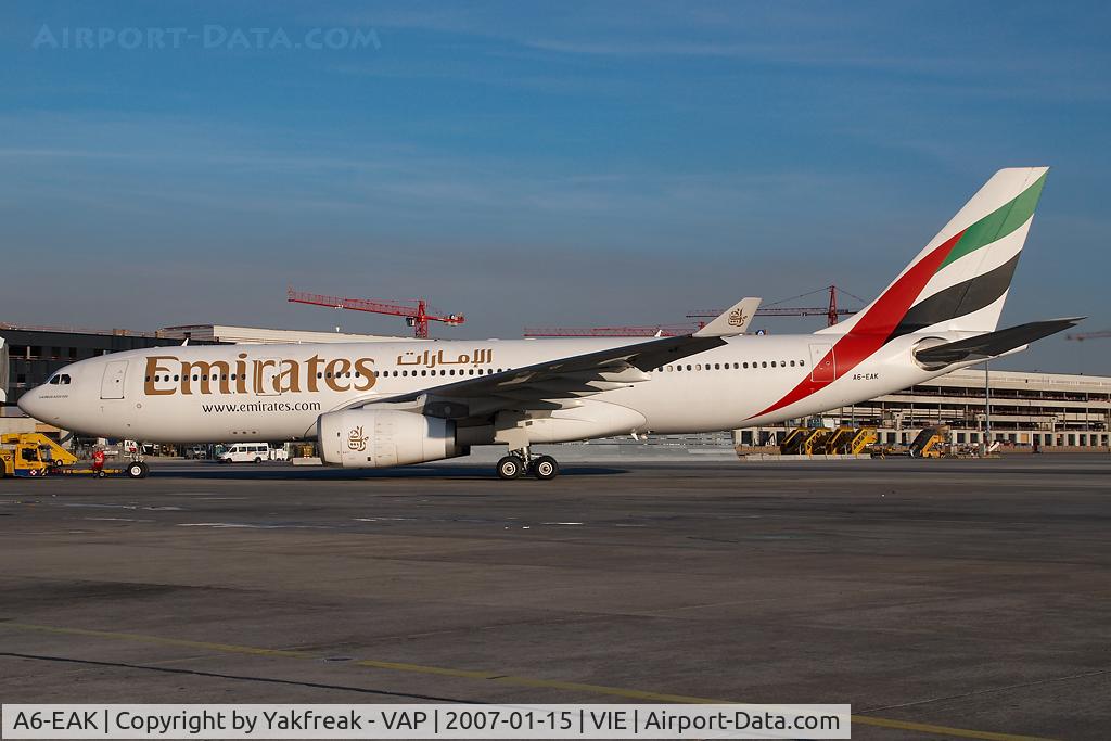A6-EAK, 2002 Airbus A330-243 C/N 452, Emirates Airbus A330-200