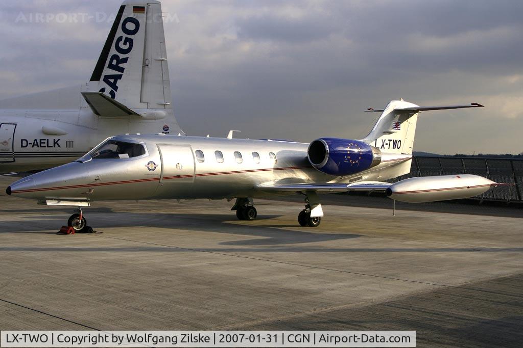LX-TWO, 1986 Learjet 35A C/N 35-628, visitor