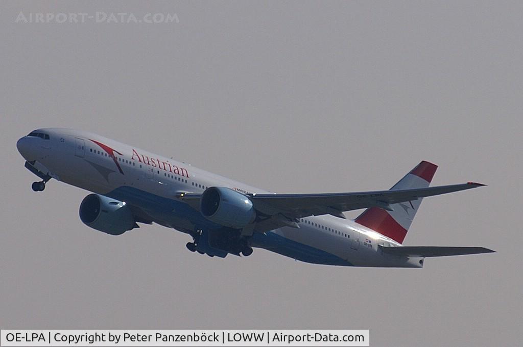 OE-LPA, 1997 Boeing 777-2Z9/ER C/N 28698, take off rwy 34