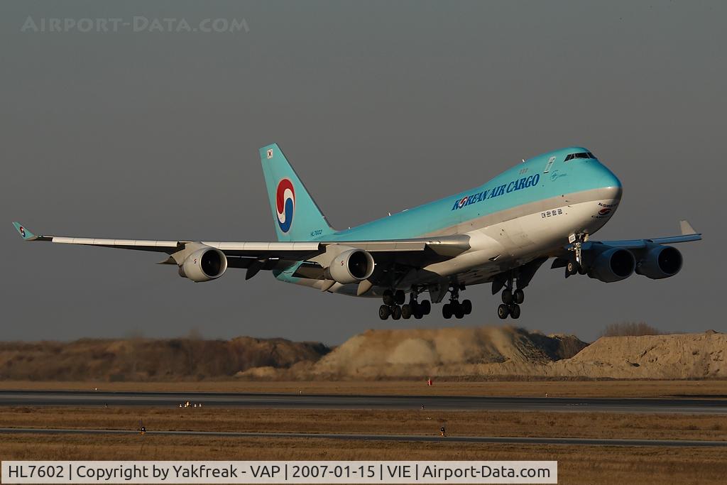 HL7602, 2005 Boeing 747-4B5F/SCD C/N 34301, Korean Air Boeing 747-400