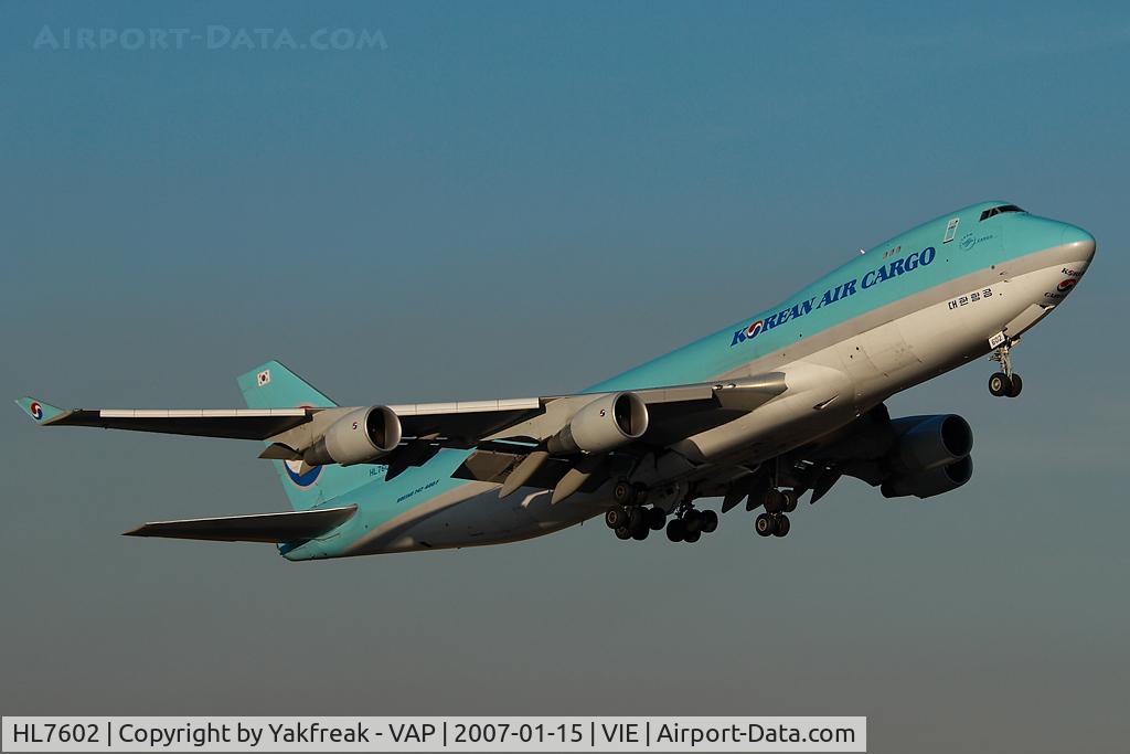 HL7602, 2005 Boeing 747-4B5F/SCD C/N 34301, Korean Air Boeing 747-400