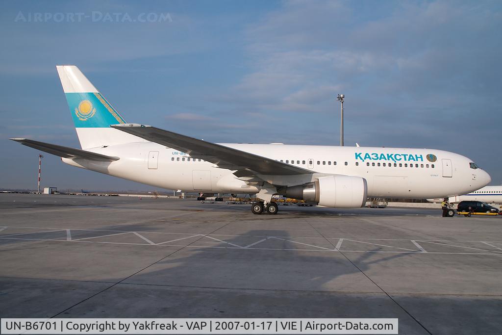 UN-B6701, 2001 Boeing 767-2DXER C/N 32954, Kazakstan Government Boeing 767-200