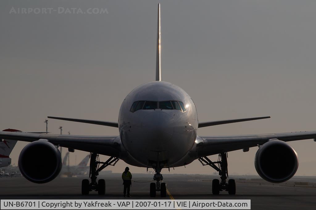 UN-B6701, 2001 Boeing 767-2DXER C/N 32954, Kazakstan Government Boeing 767-200