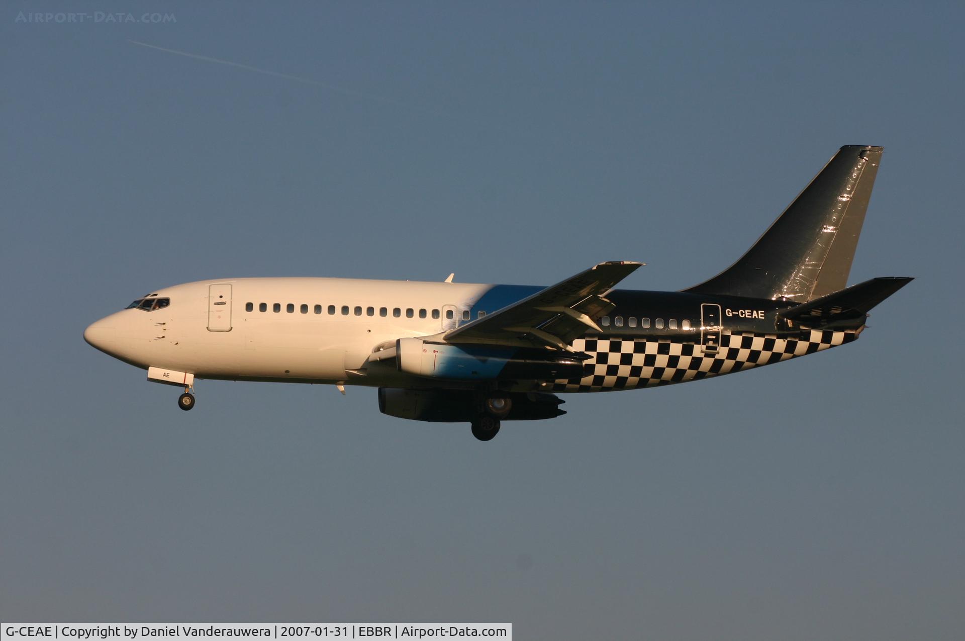G-CEAE, 1974 Boeing 737-229 C/N 20912, descending to rwy 25L