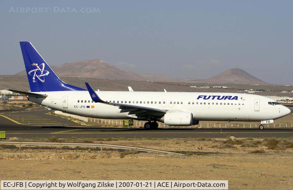 EC-JFB, 2005 Boeing 737-86N C/N 32658, visitor