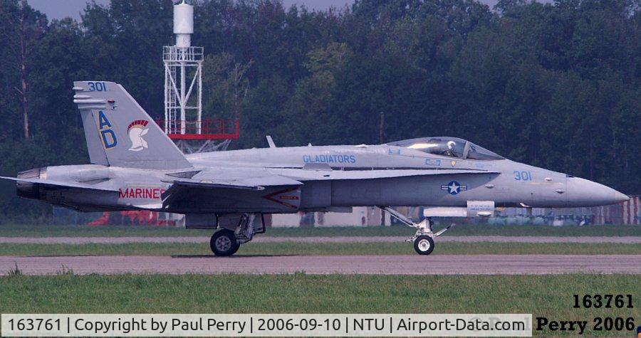 163761, 1989 McDonnell Douglas F/A-18C Hornet C/N 0839, Gladiator's flip bird: MARINES on the starboard, NAVY on the port