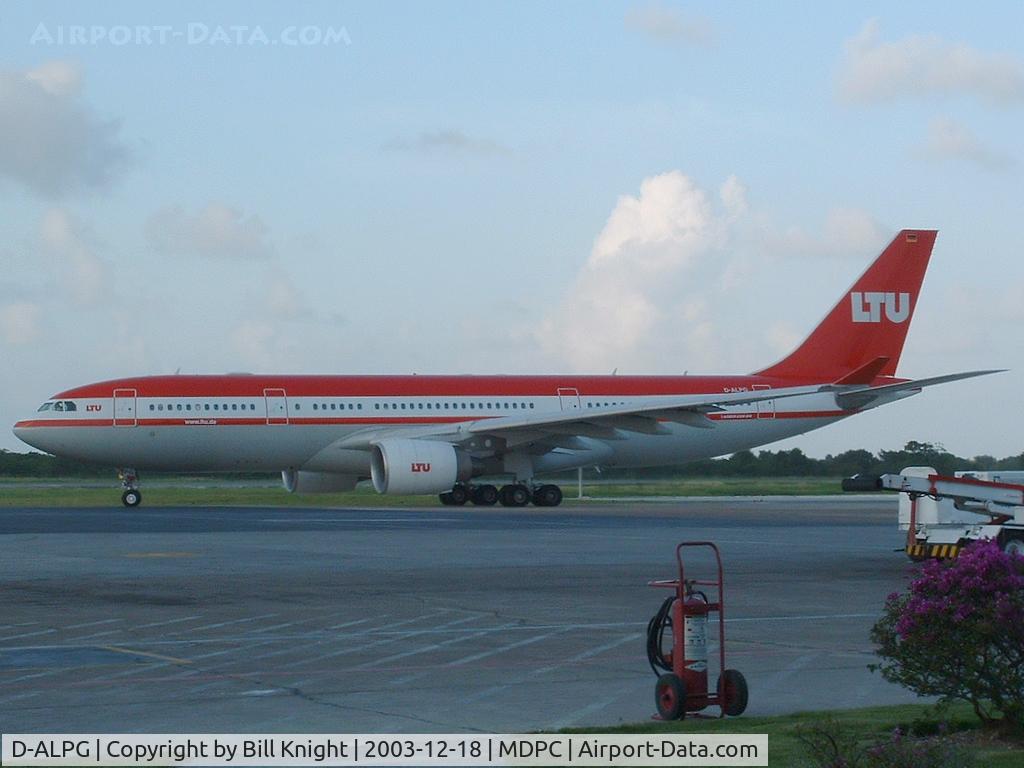 D-ALPG, 2002 Airbus A330-223 C/N 493, About to leave Punta Cana