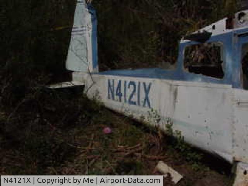 N4121X, 1975 Beech A36 Bonanza 36 C/N E-651, Found in FL. Swamp