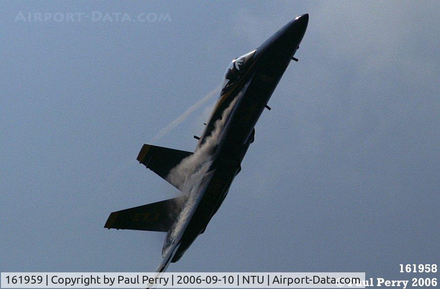 161959, McDonnell Douglas F/A-18A Hornet C/N 0170/A133, Blues Number 2, wrenching her way through the humid Virgina Beach air