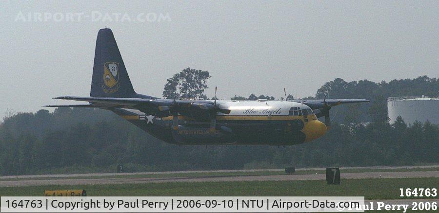 164763, 1992 Lockheed C-130T Hercules C/N 382-5258, Now THATS a low pass