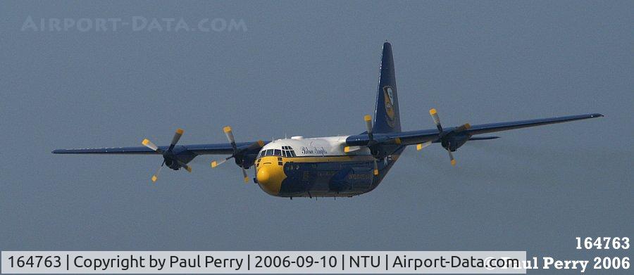 164763, 1992 Lockheed C-130T Hercules C/N 382-5258, Hauling hard, look at the pitch on those props!