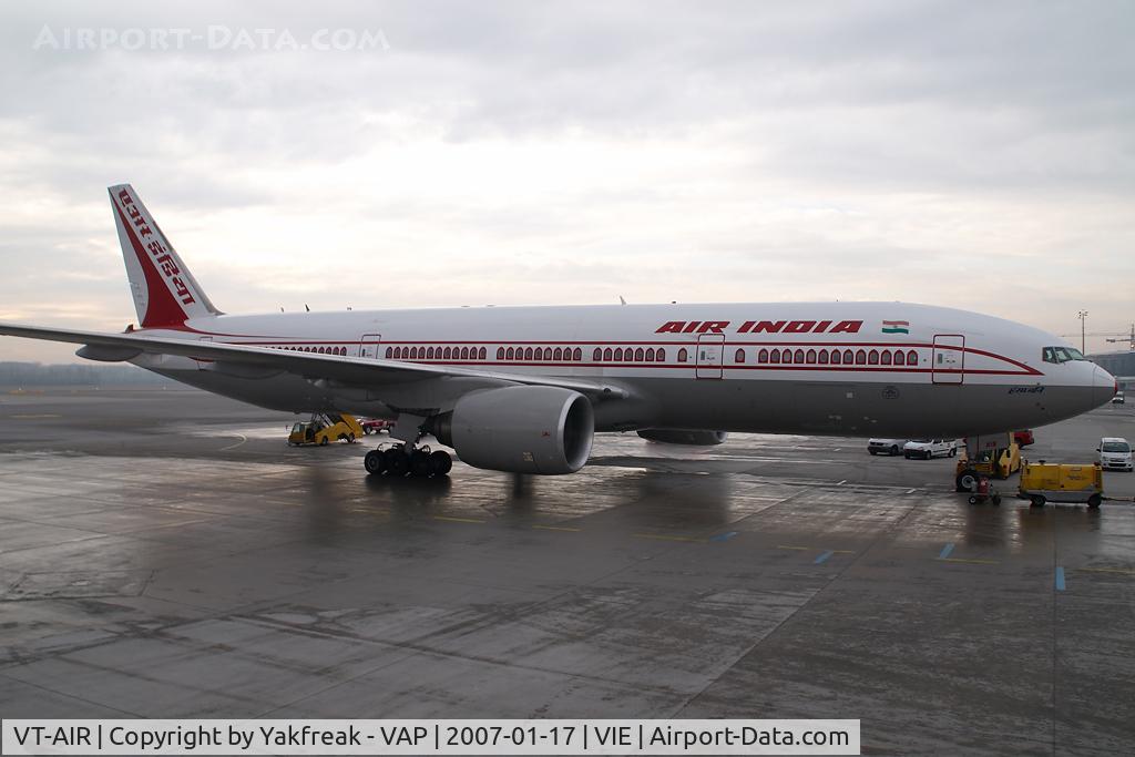 VT-AIR, 1994 Boeing 777-222 C/N 26917, Air India Boeing 777-200