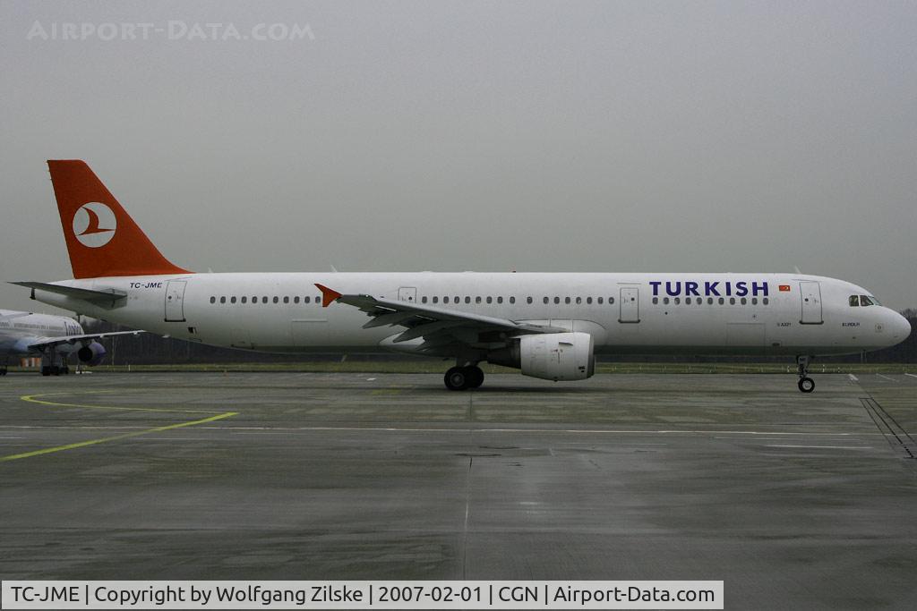 TC-JME, 2000 Airbus A321-211 C/N 1219, visitor