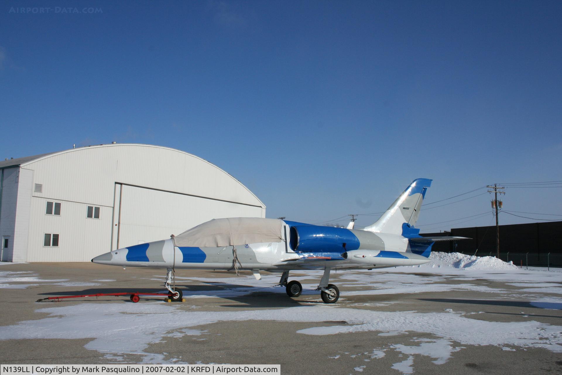 N139LL, 1981 Aero L-39C Albatros C/N 132011, L39C