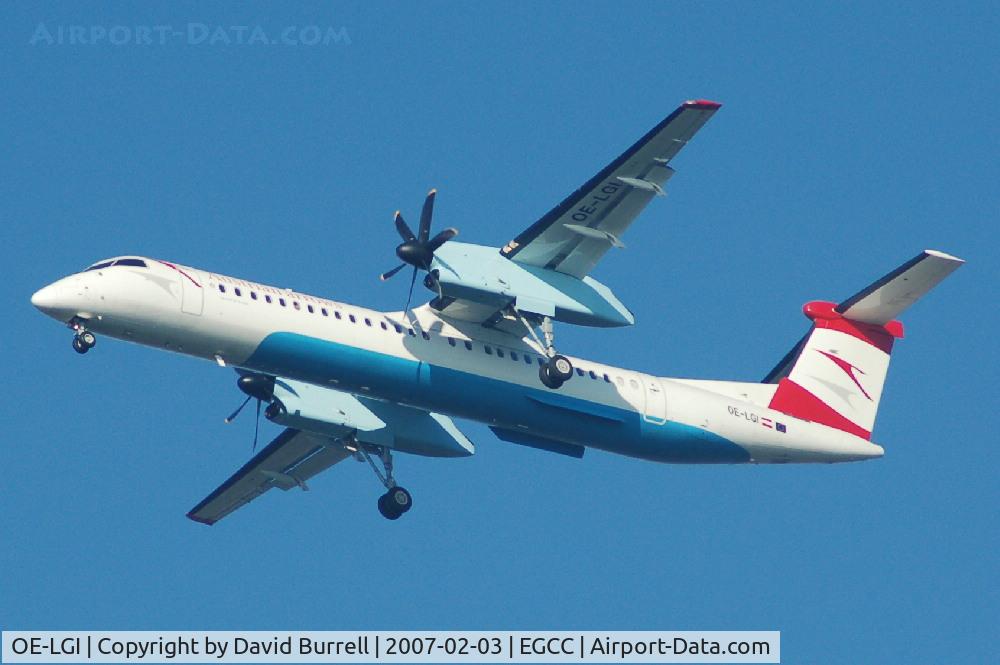 OE-LGI, 2004 De Havilland Canada DHC-8-402Q Dash 8 C/N 4100, Austrian Arrows - Landing