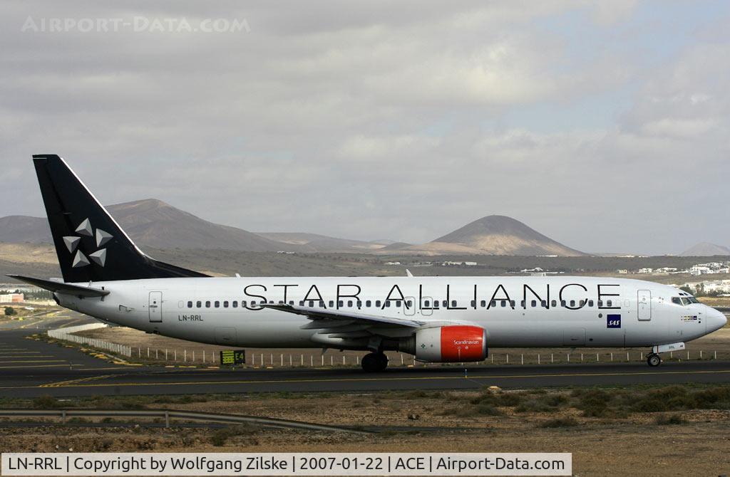 LN-RRL, 2003 Boeing 737-883 C/N 28328, visitor