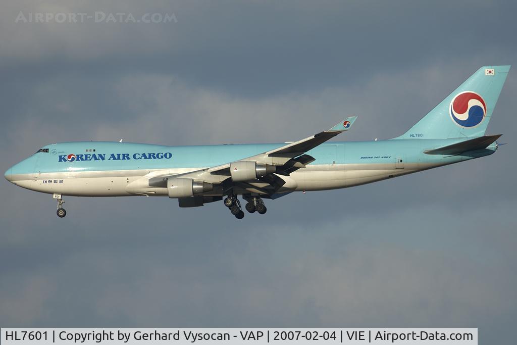 HL7601, 2004 Boeing 747-4B5F/SCD C/N 33949, Korean