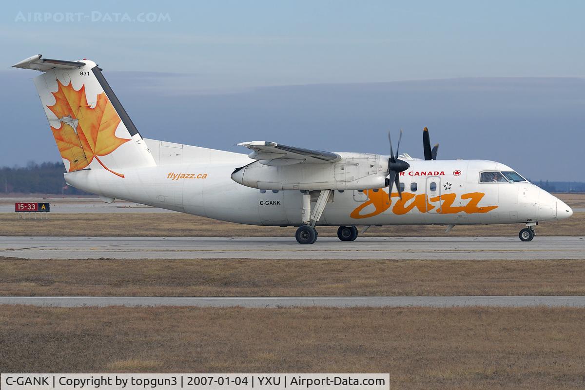 C-GANK, 1987 De Havilland Canada DHC-8-102 Dash 8 C/N 087, Taxiing on Golf
