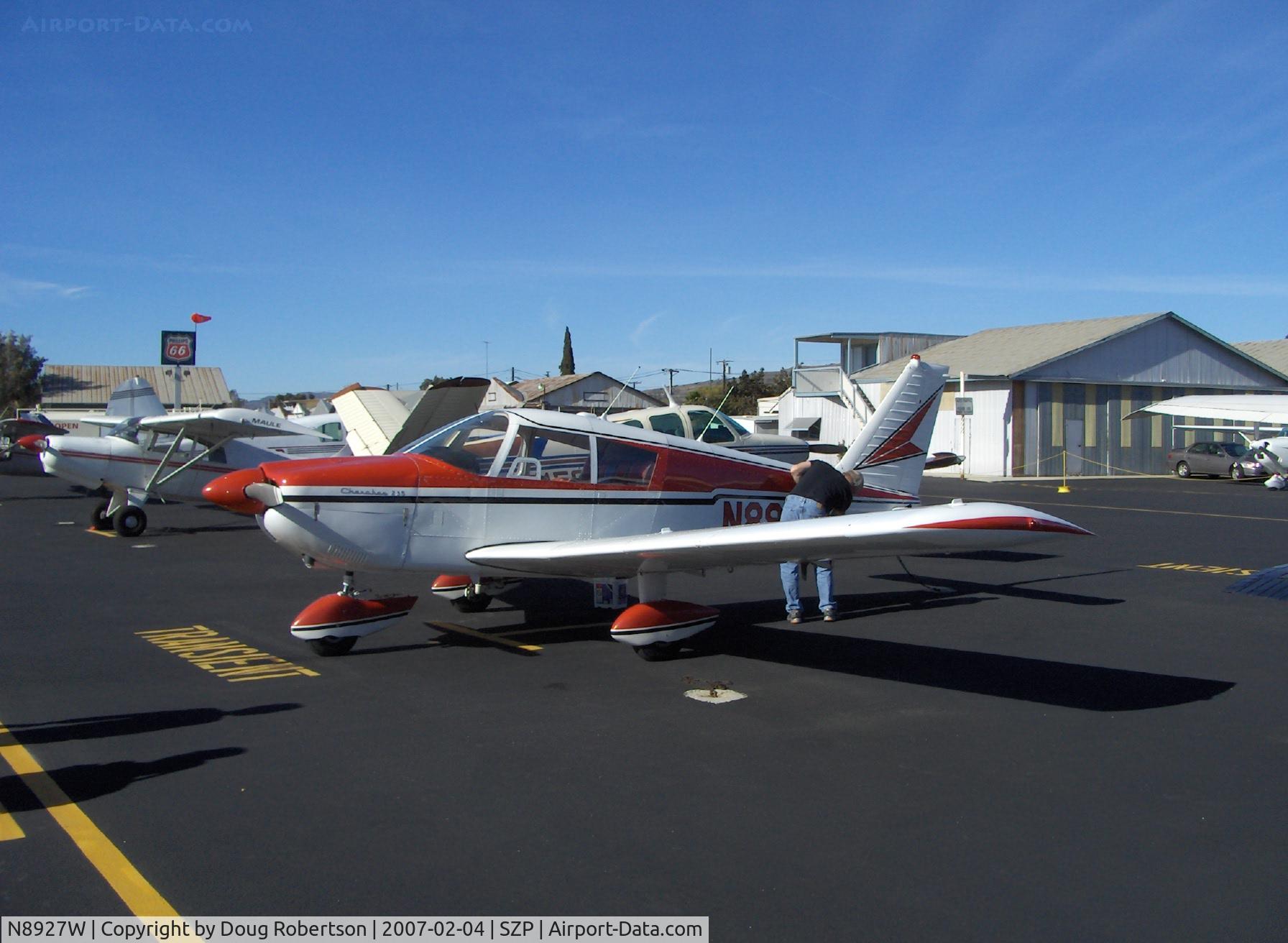 N8927W, 1964 Piper PA-28-235 C/N 28-10492, 1964 Piper PA-28-235 CHEROKEE, Lycoming IO-540-B4B5 235 Hp