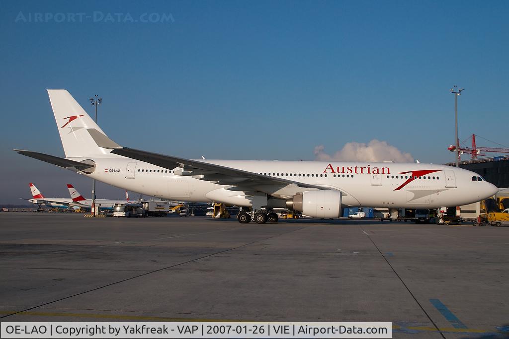 OE-LAO, 2000 Airbus A330-223 C/N 181, Austrian Airlines Airbus 330-200