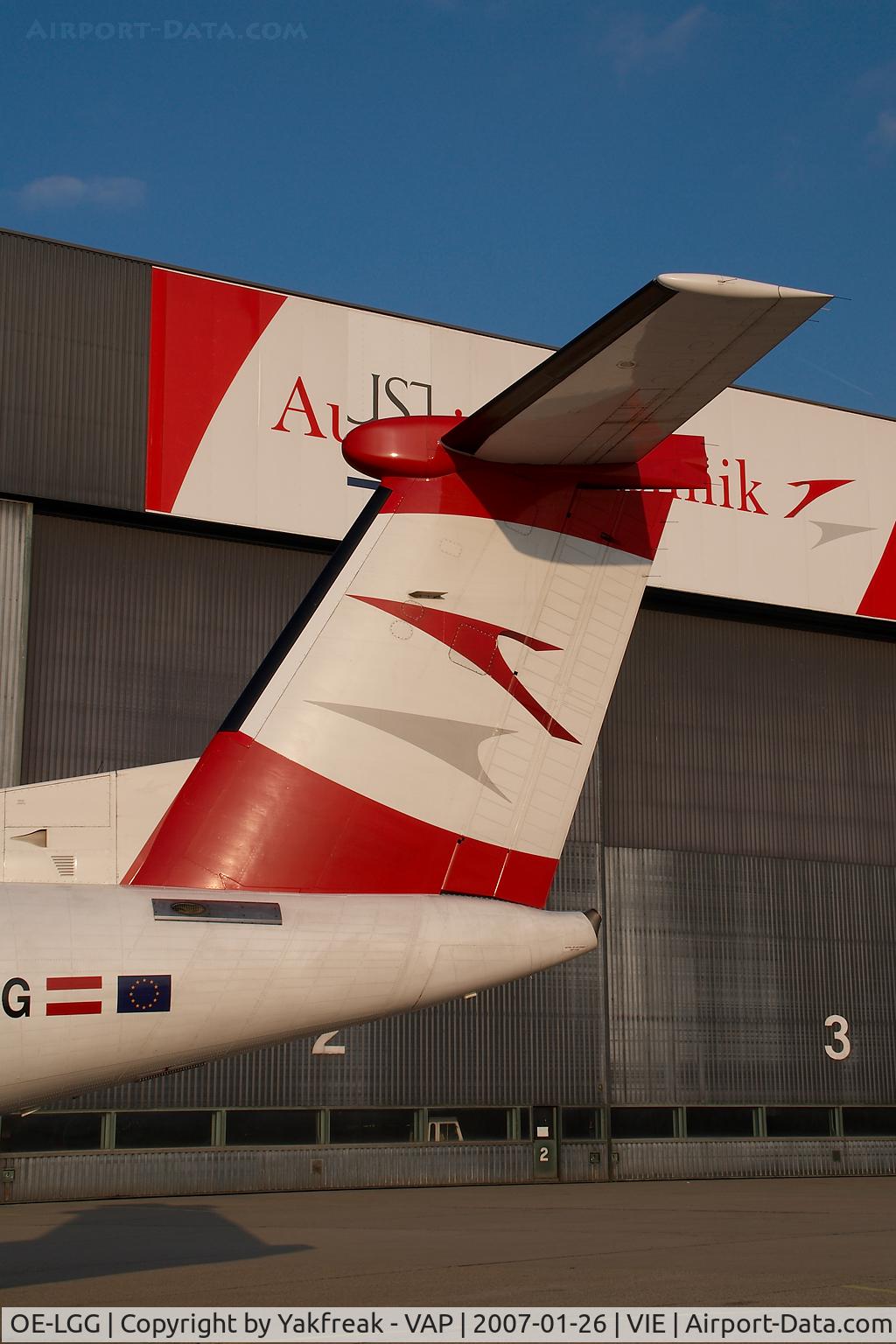 OE-LGG, 2002 De Havilland Canada DHC-8-402Q Dash 8 C/N 4074, Austrian Arrows Dash 8-400