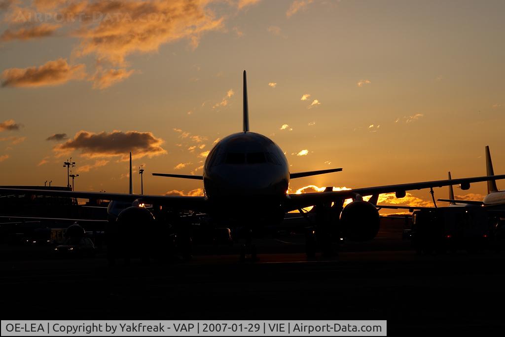OE-LEA, 2005 Airbus A320-214 C/N 2529, Fly Niki Airbus 320