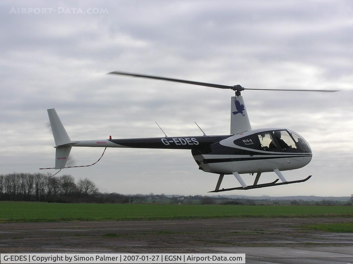 G-EDES, 2004 Robinson R44 Raven II C/N 10480, Robinson R44 landing at Bourn