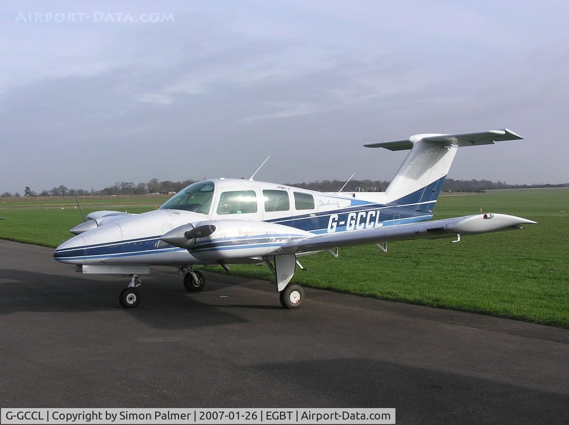 G-GCCL, 1980 Beech 76 Duchess C/N ME-322, Beech 76 Duchess visiting Turweston