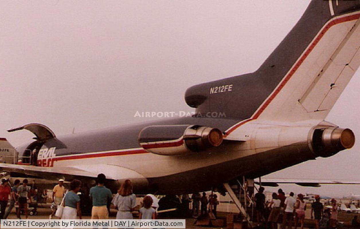 N212FE, 1984 Boeing 727-2S2F C/N 22934, Fed Ex at Dayton in 1985